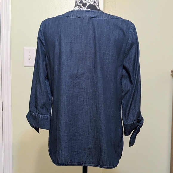 Talbots Petite Denim Top. Tie-Sleeve 3/4 length. Scoop neckline. Size MP - Picture 4 of 13